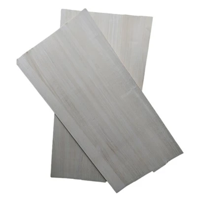Papan Poplar Terluntur