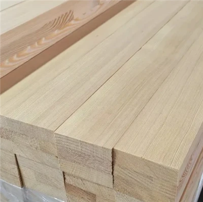 Kayu larch Eropah kerana membuat pangkalan lantai