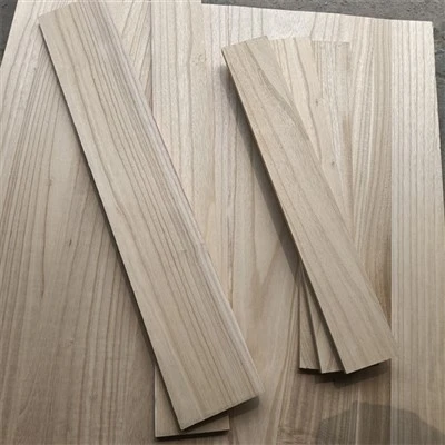 Jalur Kayu Pepejal